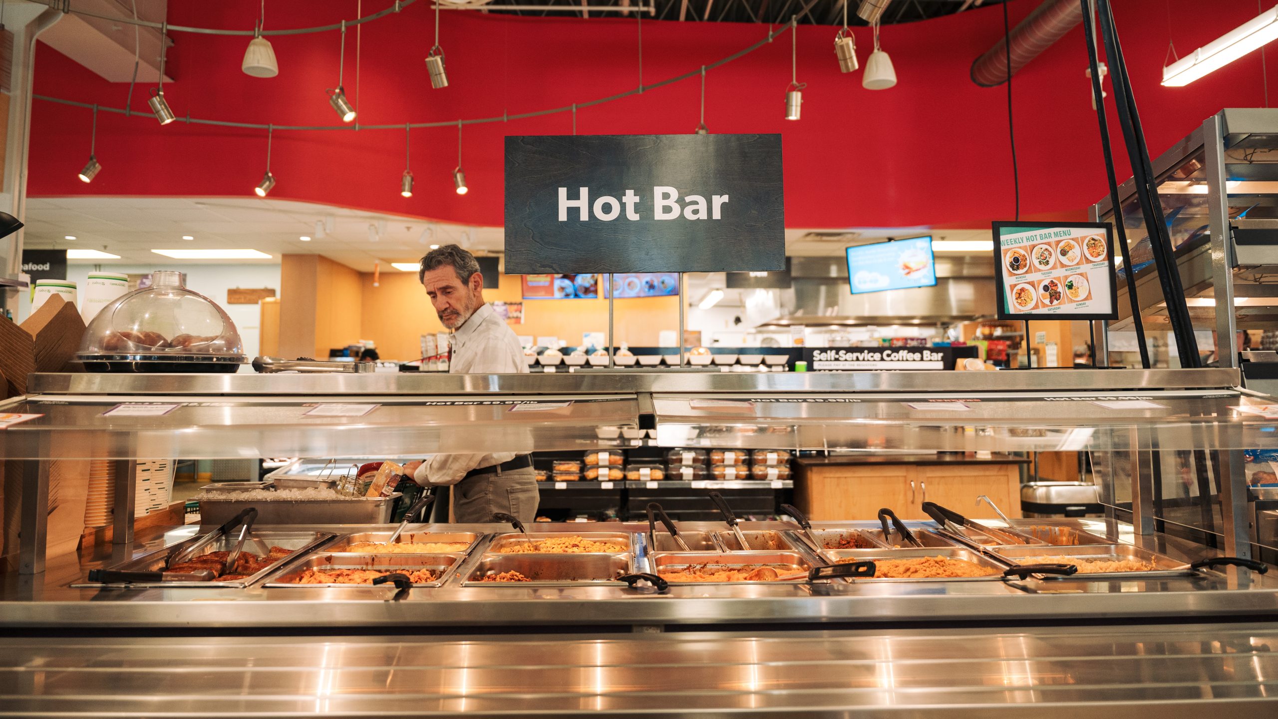 Hot bar with prepared foods